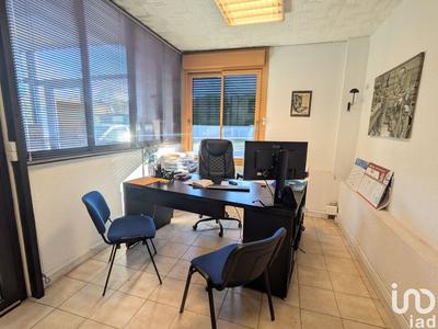 Local commercial - 200 m²