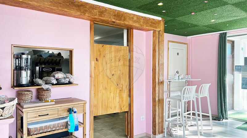 Immeuble - 73 m² - 3 pièces