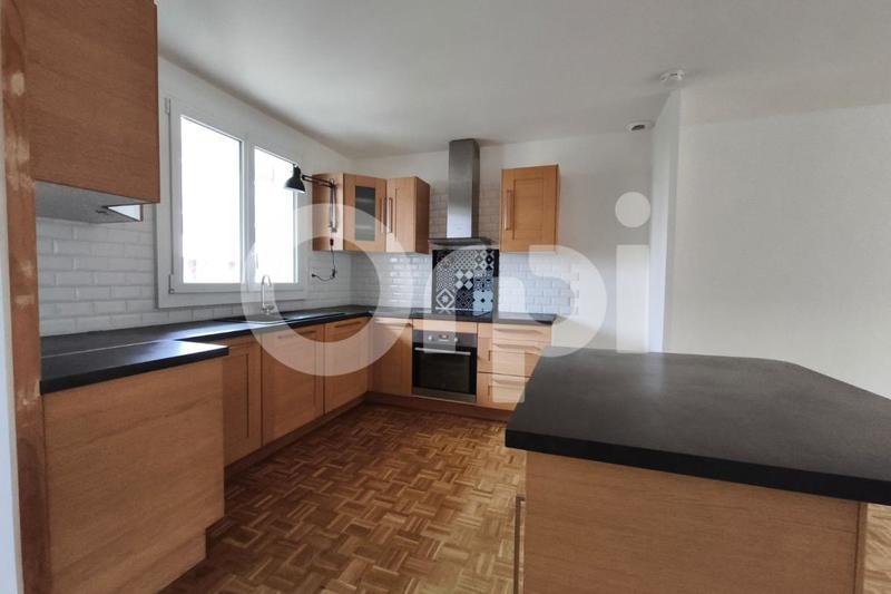 Maison - 94 m² - 4 pièces