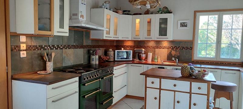 Maison - 140 m² - 5 pièces