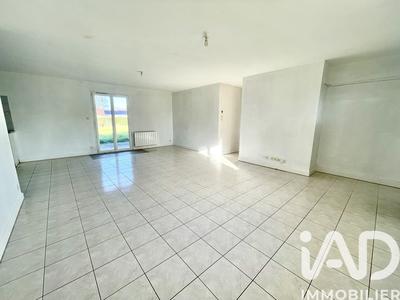 Maison - 96 m² - 5 pièces