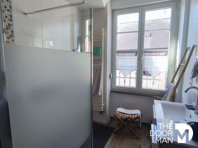 Maison en pierre - 168 m² - 9 pièces