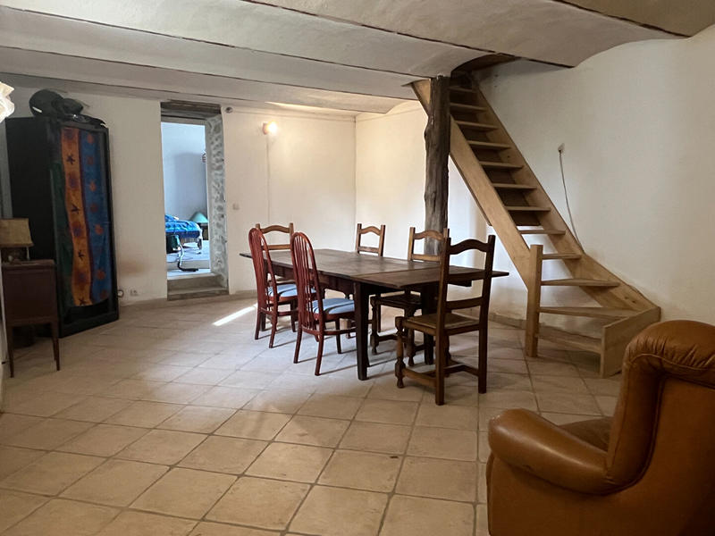 Maison - 266 m² - 9 pièces