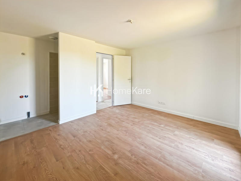 Maison - 102 m² - 4 pièces