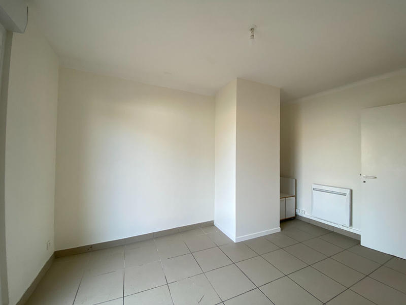 Appartement - 82 m² - 3 pièces