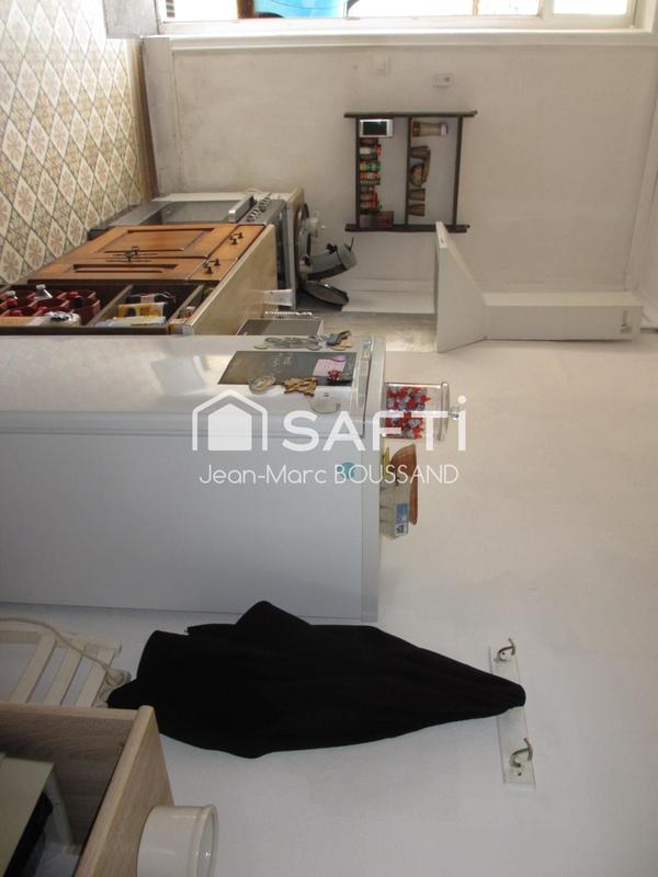 Maison de ville - 302 m² - 9 pièces