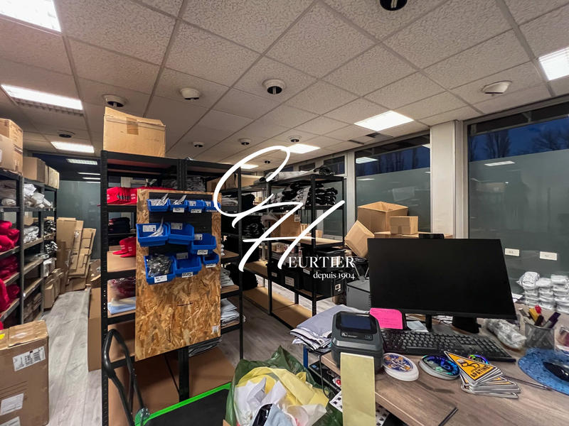 Local commercial - 192 m² - 5 pièces