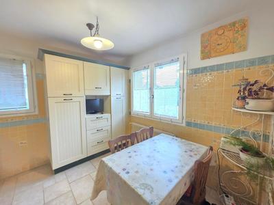 Maison - 138 m² - 4 pièces