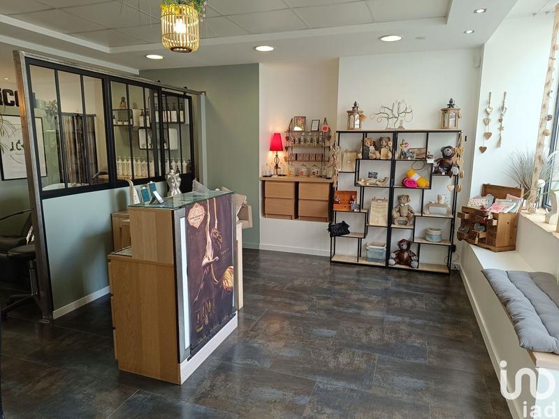 Local commercial - 77 m²