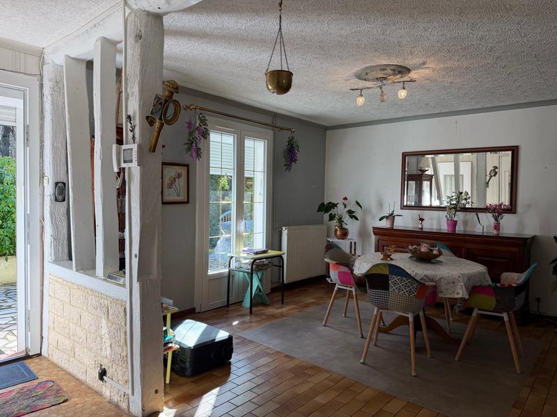 Maison - 105 m² - 4 pièces