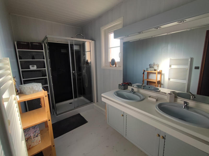 Maison - 160 m² - 8 pièces