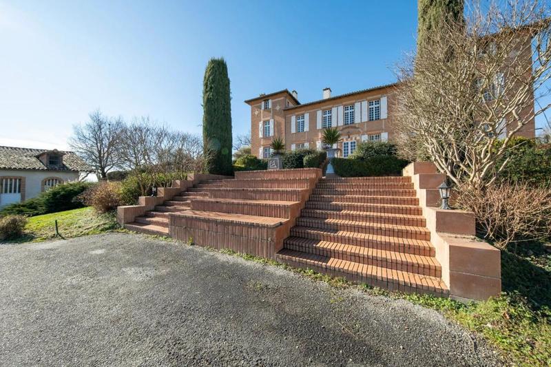 Château - 104 m² - 4 pièces