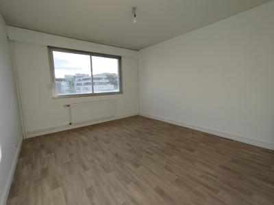 Appartement - 98 m² - 5 pièces