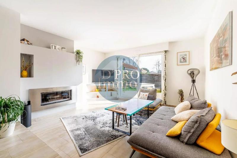 Maison - 141 m² - 6 pièces