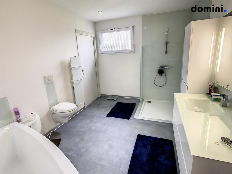 Maison ancienne - 200 m² - 6 pièces