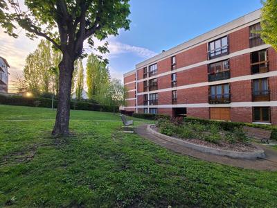 Appartement - 75 m² - 4 pièces