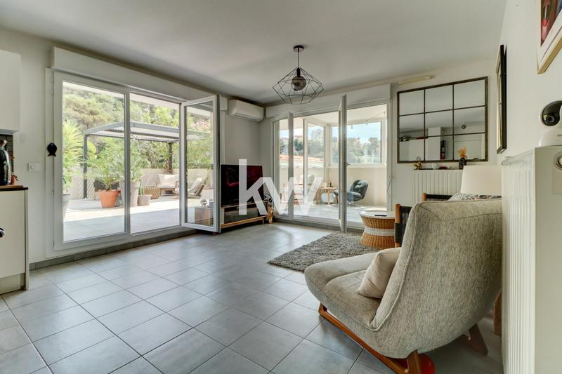 Appartement - 97 m² - 4 pièces