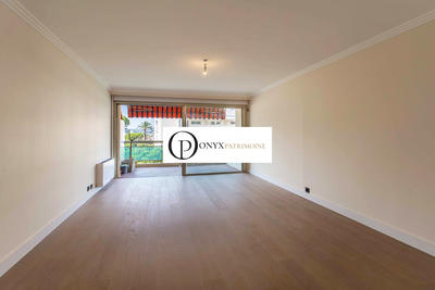 Appartement - 95 m² - 4 pièces