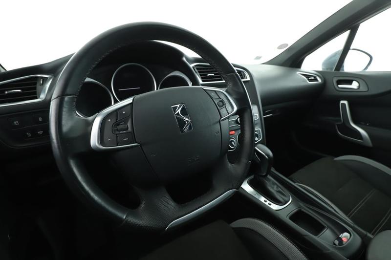 Ds Ds 4 1.6 Thp So Chic Eat6 165 ch