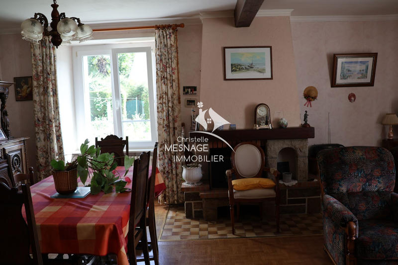 Maison - 110 m² - 6 pièces