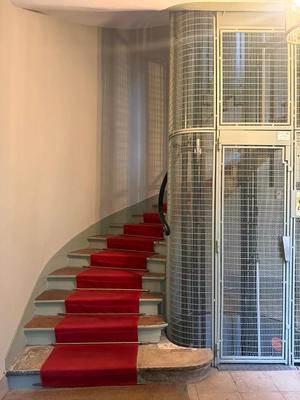 Bureau - 137 m² - 7 pièces