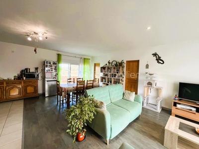 Maison - 137 m² - 6 pièces