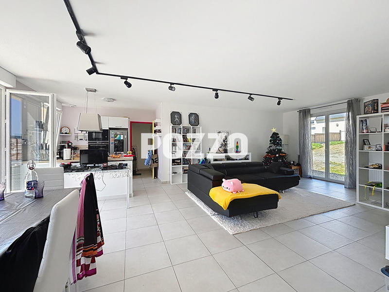 Maison - 84 m² - 3 pièces