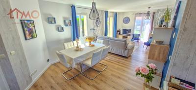 Maison traditionnelle - 95 m² - 5 pièces