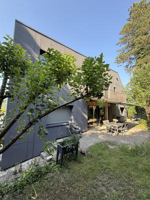 Maison - 240 m² - 7 pièces