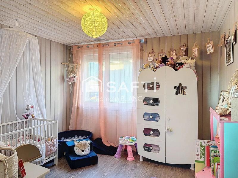 Maison - 121 m² - 5 pièces