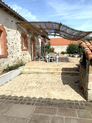 Longère - 210 m² - 8 pièces