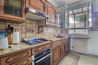 Maison - 102 m² - 6 pièces