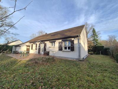 Maison traditionnelle - 87 m² - 4 pièces