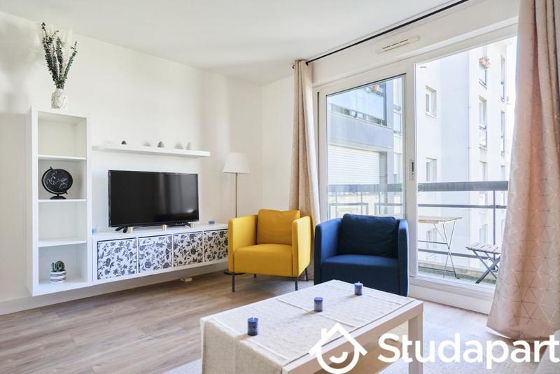 Chambre - 115 m² - 1 pièce