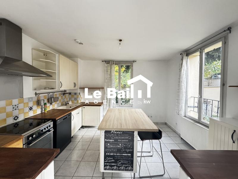 Maison - 108 m² - 5 pièces