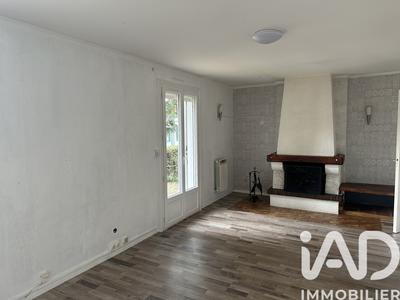 Maison - 95 m² - 5 pièces