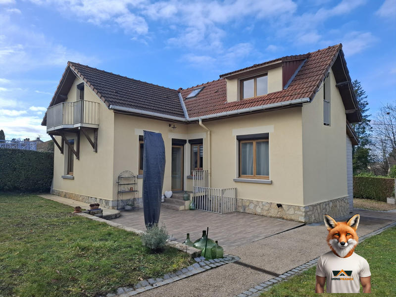 Maison - 91 m² - 5 pièces
