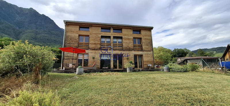 Maison contemporaine - 156 m² - 7 pièces