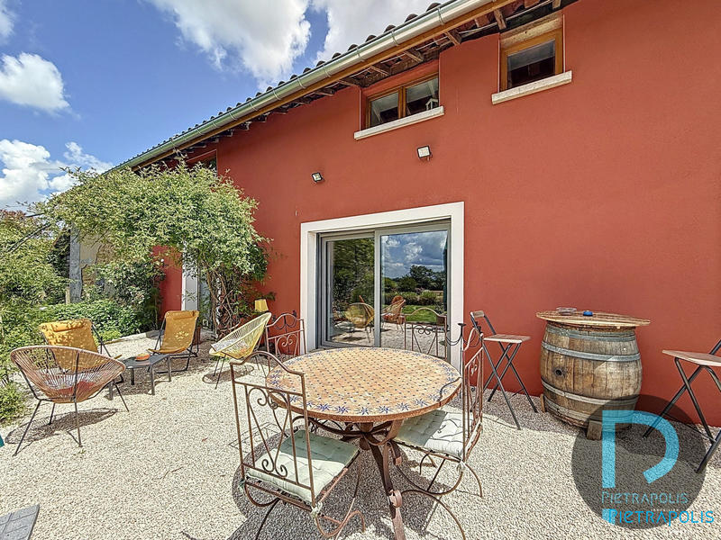 Maison - 187 m² - 8 pièces