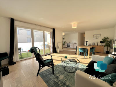 Appartement - 100 m² - 4 pièces