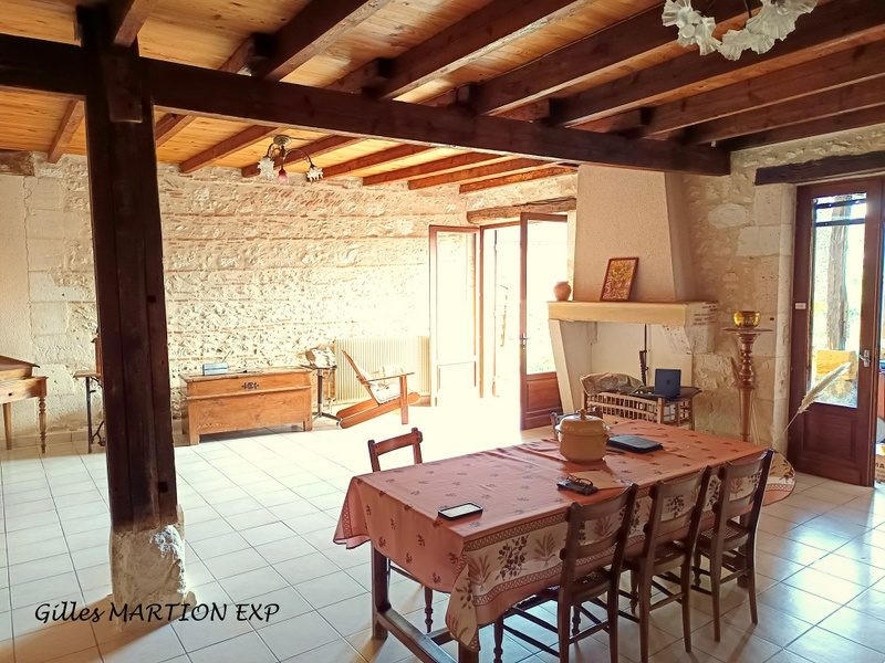 Maison ancienne - 271 m² - 10 pièces
