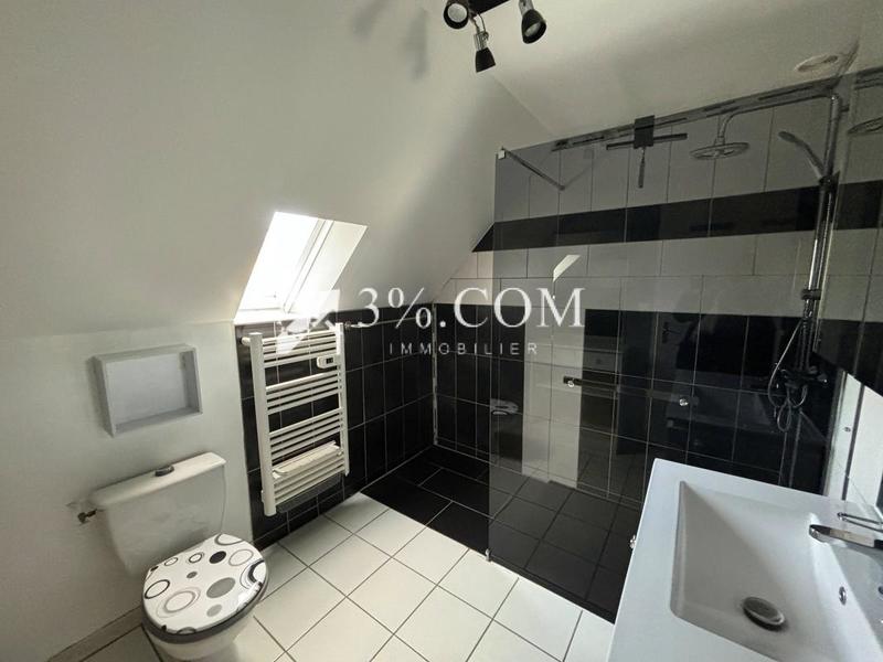 Maison - 97 m² - 5 pièces