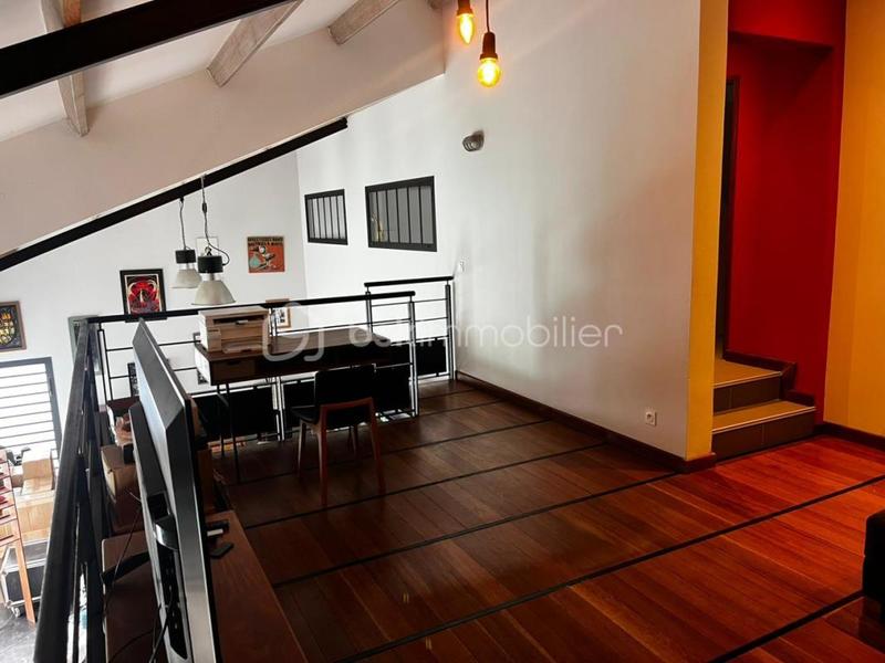 Propriété - 167 m² - 4 pièces