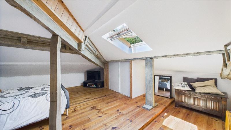 Maison - 140 m² - 6 pièces