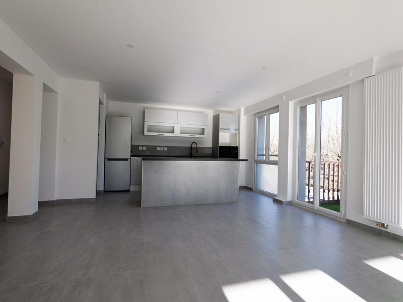 Appartement - 92 m² - 4 pièces