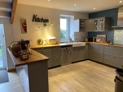 Maison - 221 m² - 9 pièces