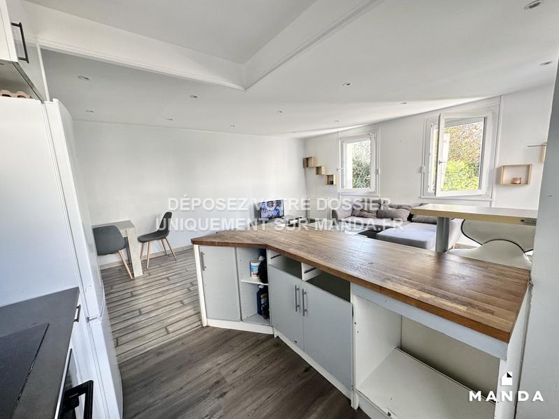 Chambre - 10 m² - 4 pièces