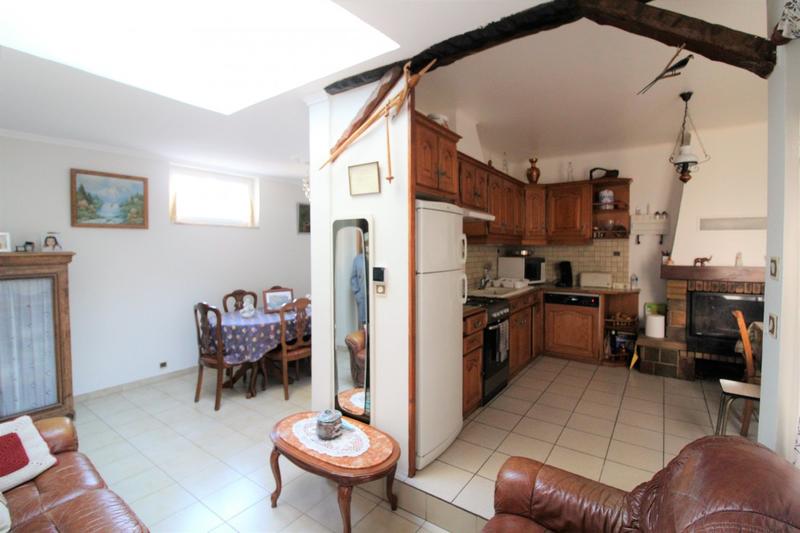 Maison - 92 m² - 5 pièces