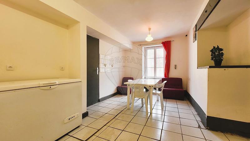 Immeuble - 303 m² - 15 pièces