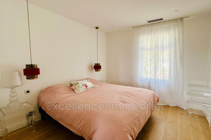 Appartement - 85 m² - 3 pièces